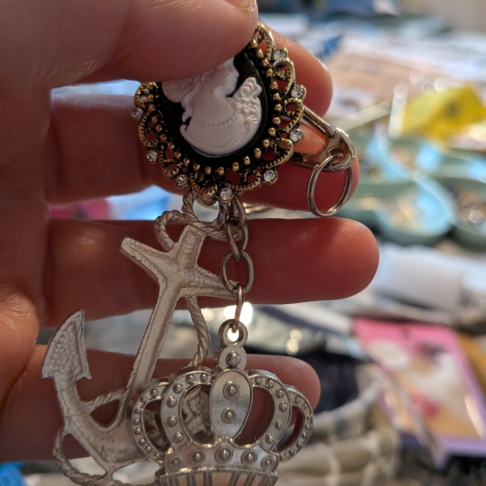 Cameo Handmade By Gigi Silver Anchor and Crown Keychain Bag Cham